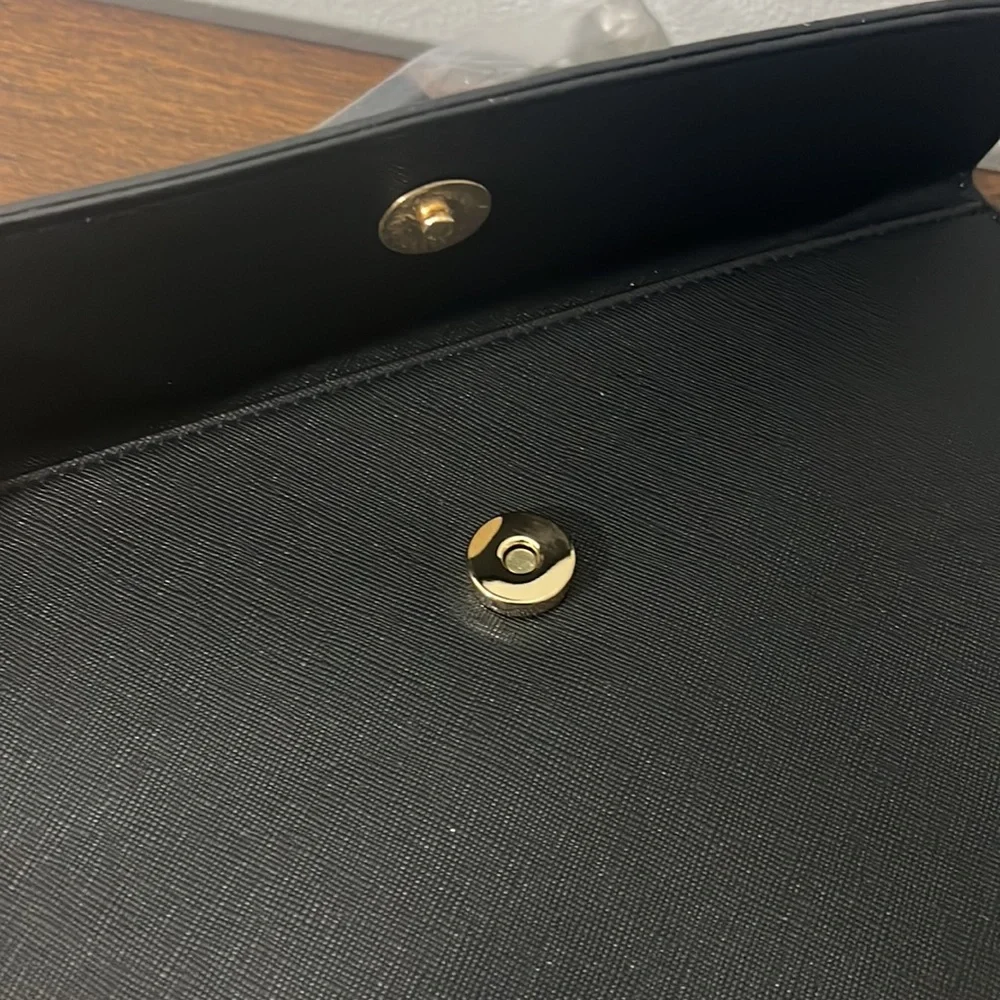 Envelope clutch